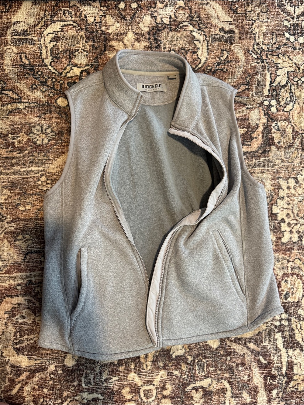 RidgeCut Women's Gray Full-Zip Fleece Vest
